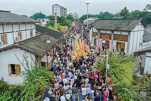 箭如雨下！老鹰首节三分12中9 命中率高达75%